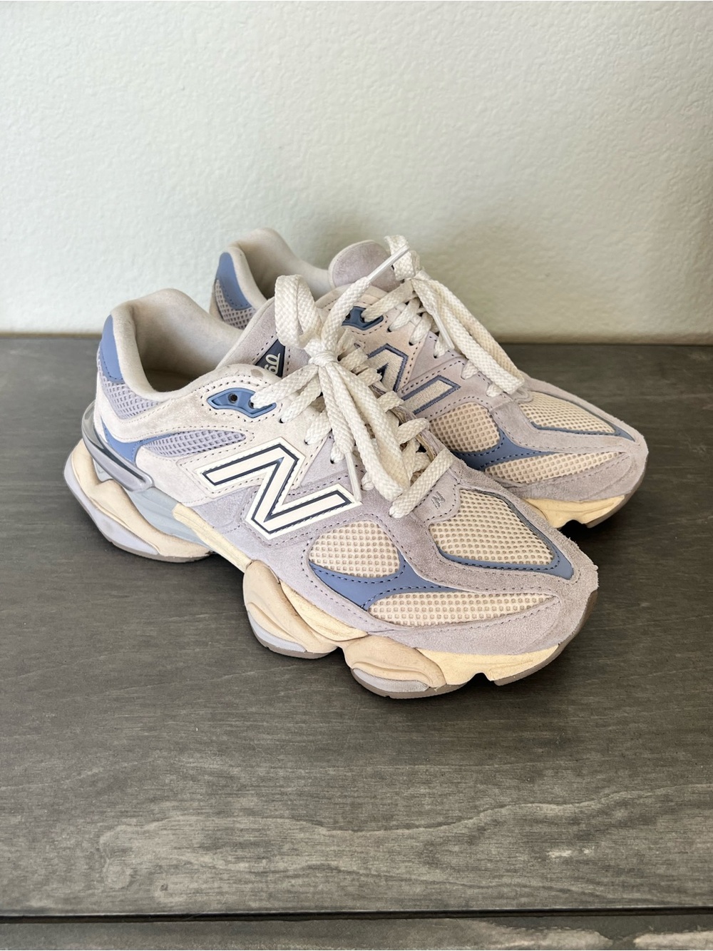New balance 9060 color pearl grey linen sneakers